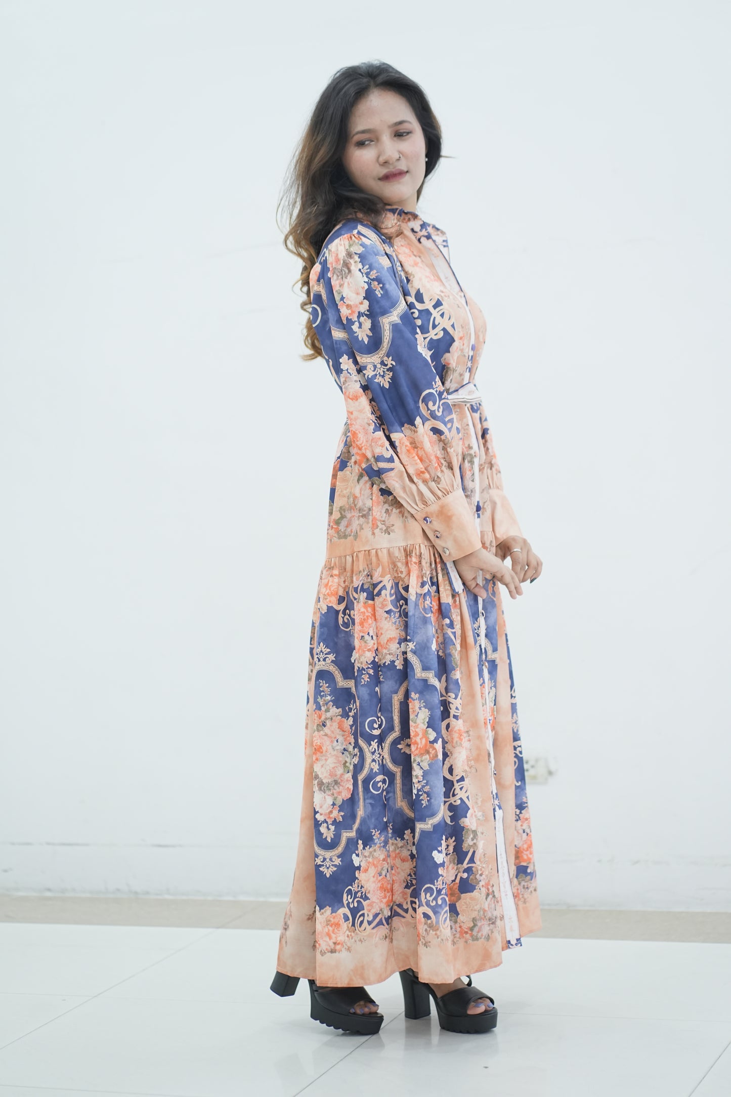 Beautiful and Elegant Maxi Dress