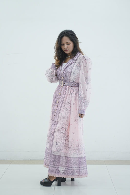 Beautiful Maxi Dress Long Sleeve w Tailor Collar