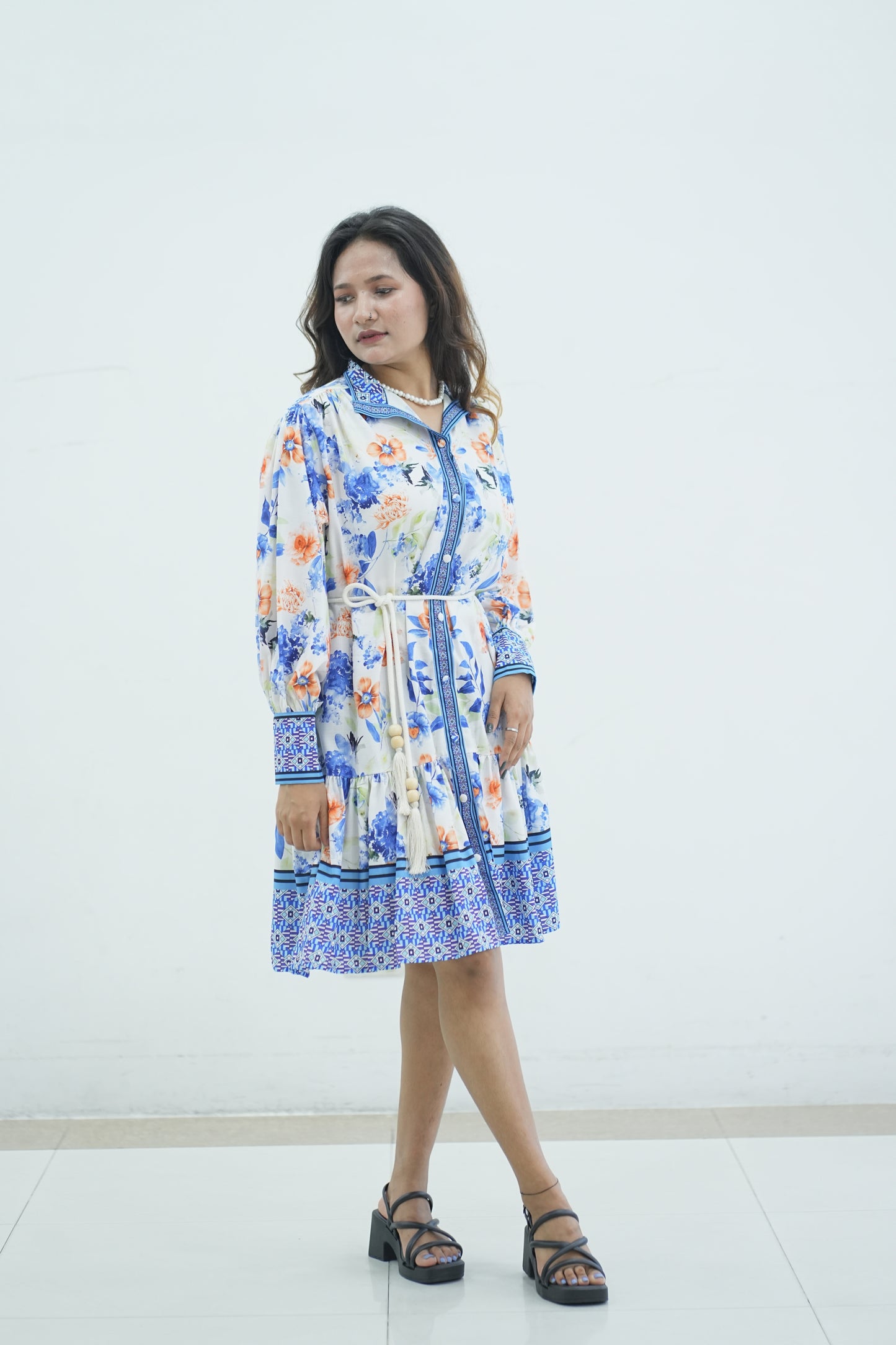 Floral Print Mini Dress w Mandarin Collar