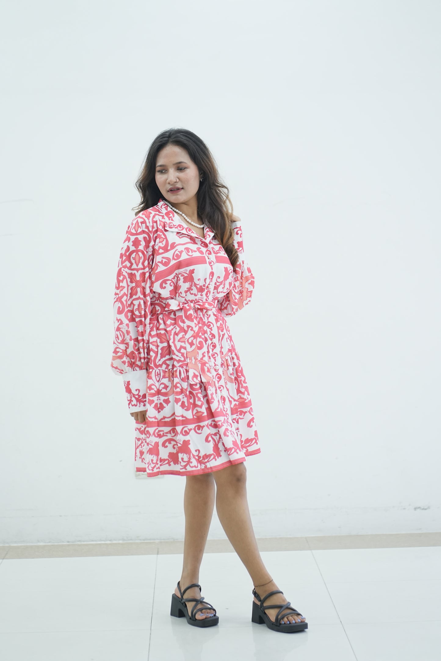 Floral Midi Dress w Stand Collar Red & White